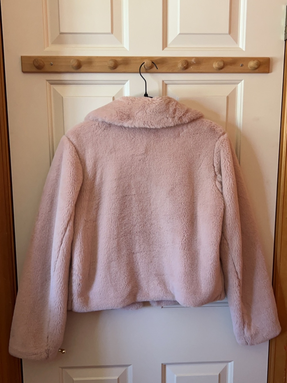 Express Faux Fur Jacket - Picture 2 of 5
